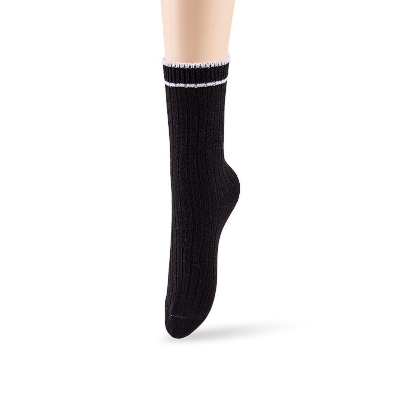 RZ104 Minimalist Black and White Mid Calf Cotton Spring & Summer Series Socks RZ104 Minimalist Black and White Mid Calf Cotton Spring & Summer Series Socks